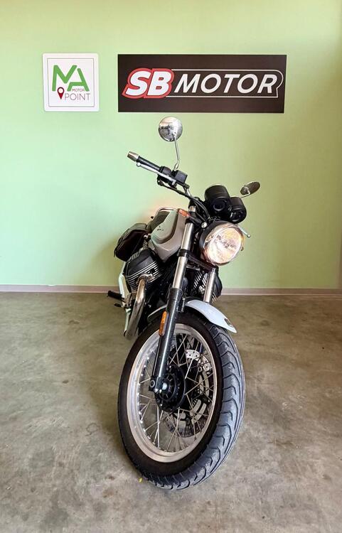 Moto Guzzi V7 Special (2021 - 24) (3)