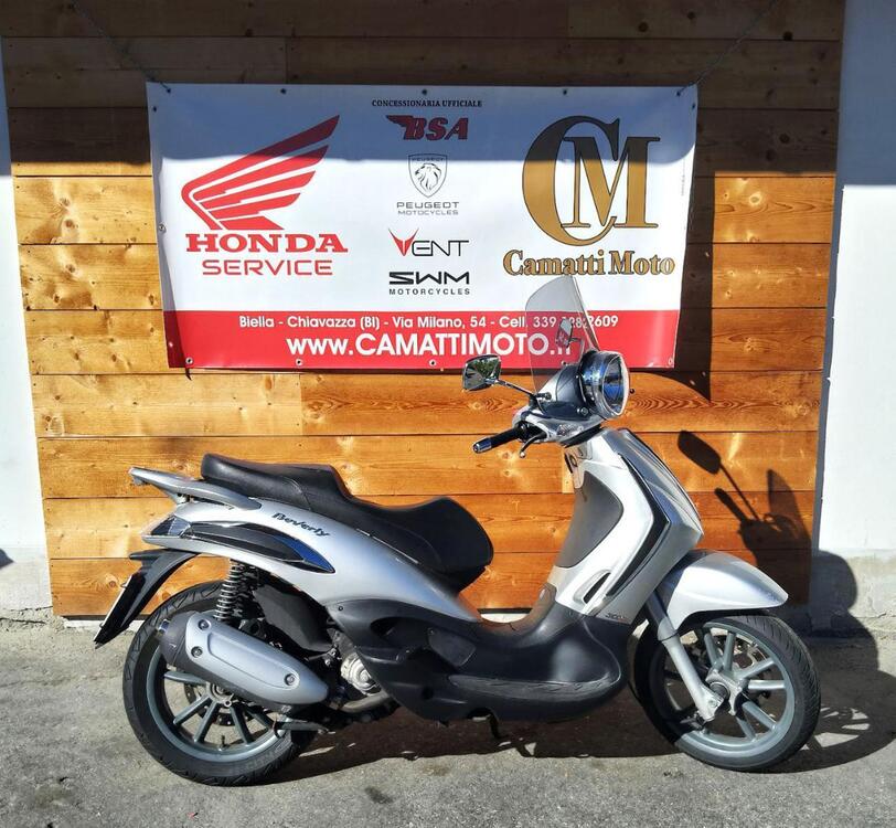 Piaggio Beverly 300 i.e. (2010 - 16) (2)