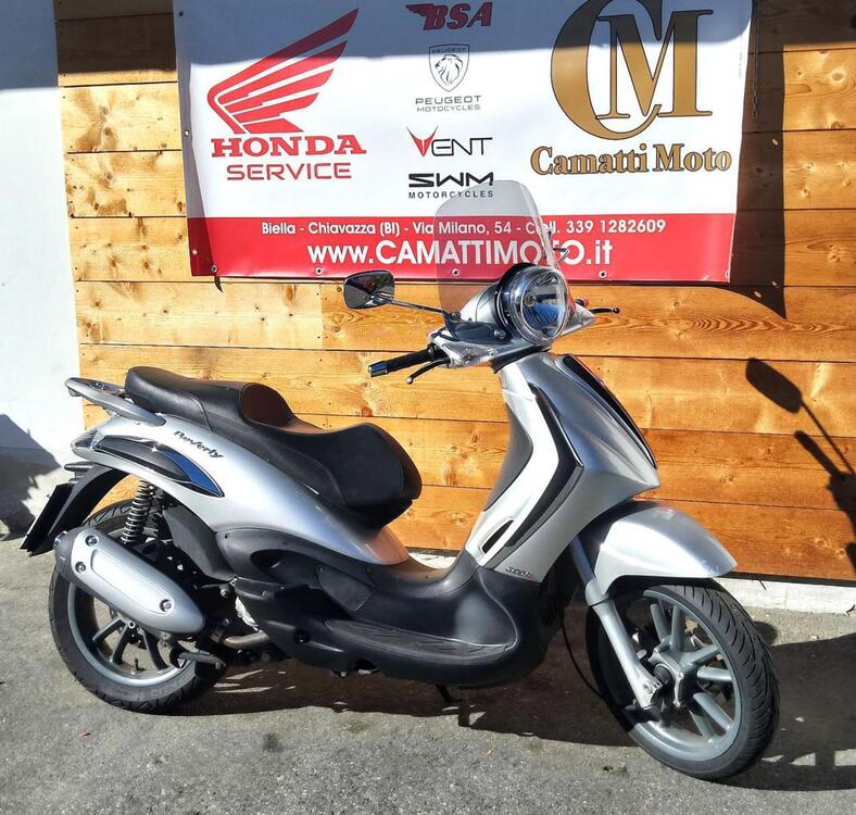 Piaggio Beverly 300 i.e. (2010 - 16) (3)