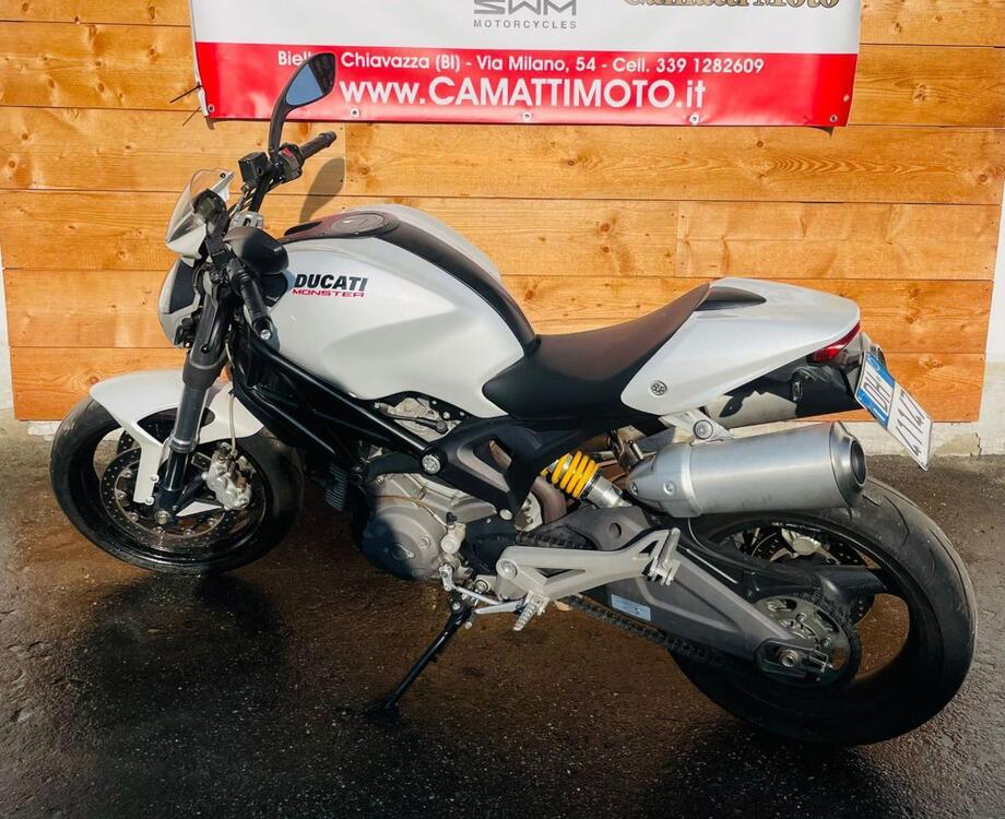 Ducati Monster 696 (2008 - 13) (4)