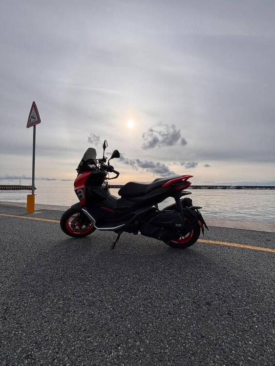 Aprilia SR GT 125 (2022 - 24) (4)