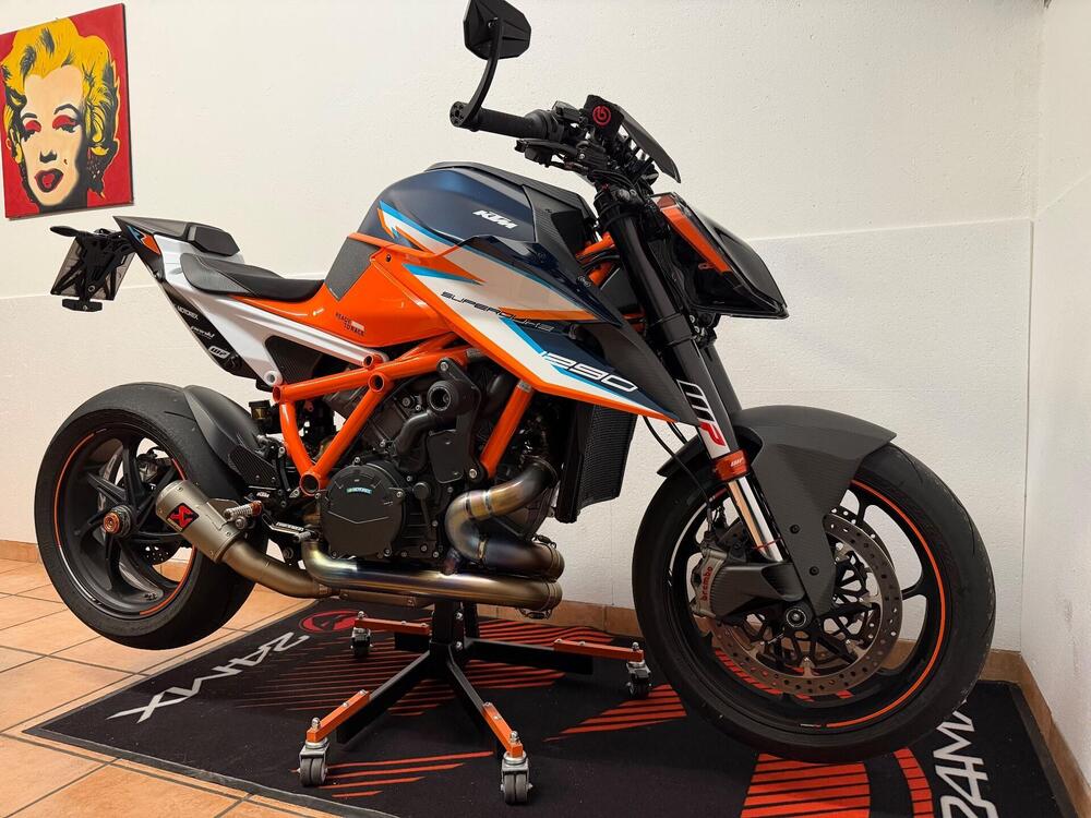KTM 1290 Super Duke RR (2021)