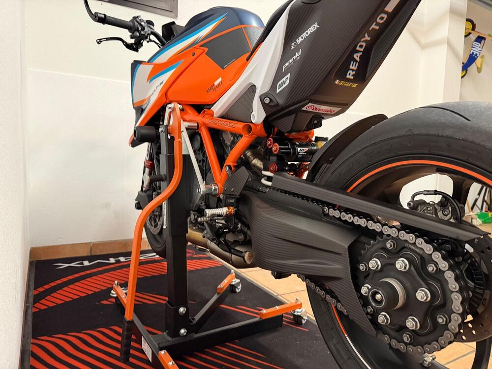 KTM 1290 Super Duke RR (2021) (2)