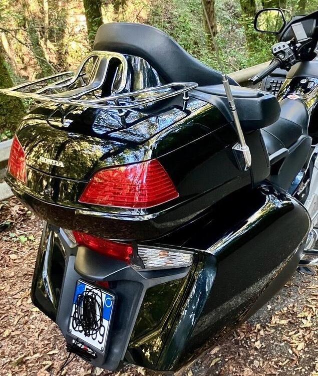 Honda GL 1800 Gold Wing (2012 - 17) (2)