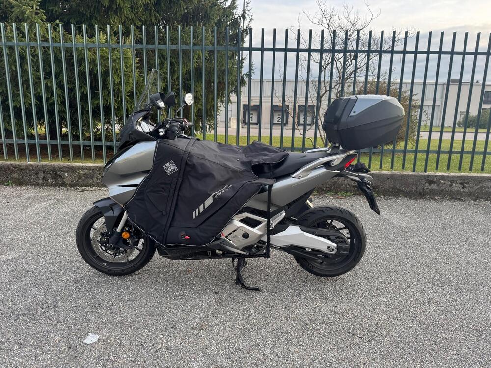 Honda Forza 750 DCT (2021 - 24) (3)