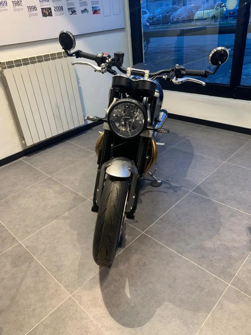 Triumph Speed Twin 1200 Breitling Limited Edition (2022 - 24) (3)