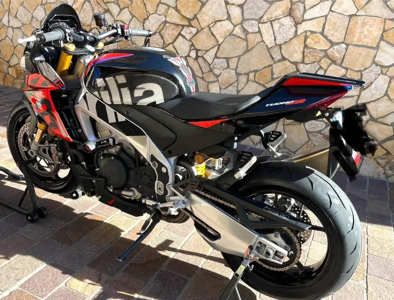 Aprilia Tuono V4 Factory (2021 - 24)