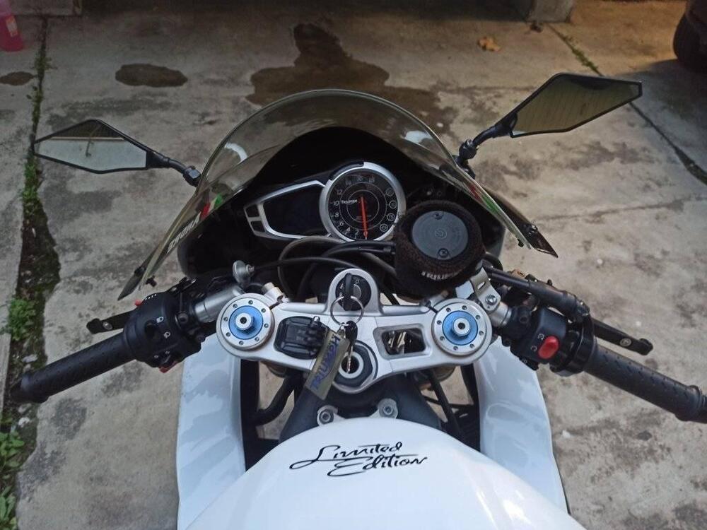 Triumph Daytona 675 R (2010 - 12) (3)