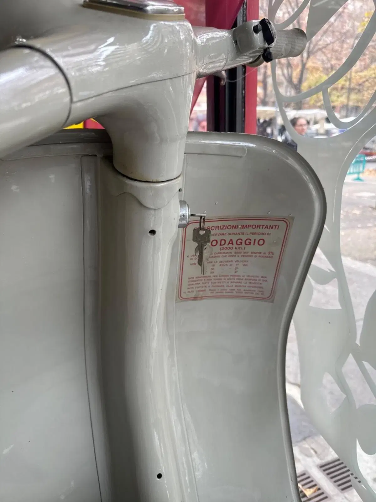 Piaggio Vespa VNA125 (2)