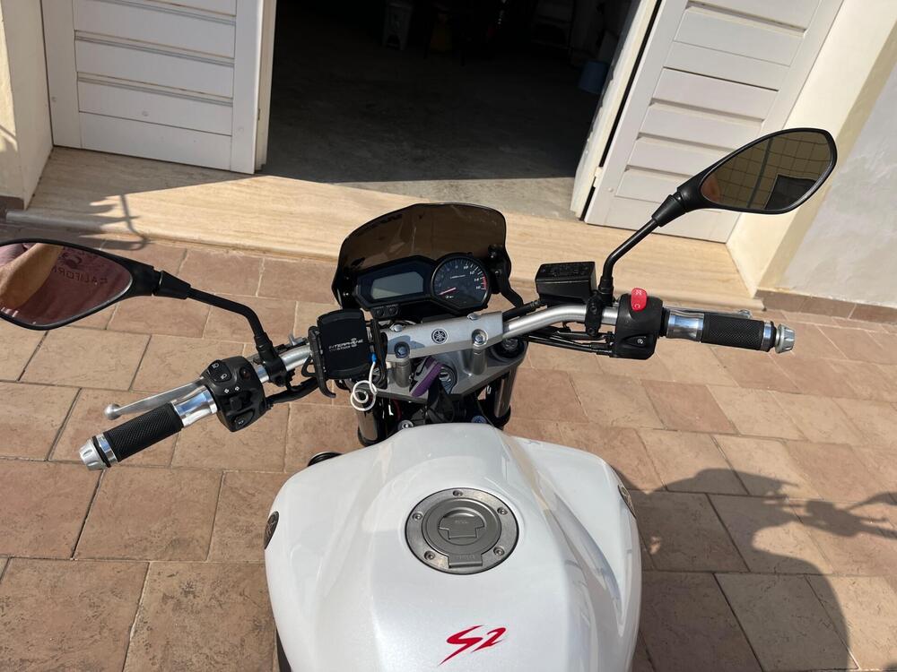 Yamaha FZ6 S2 (2007 - 11) (4)