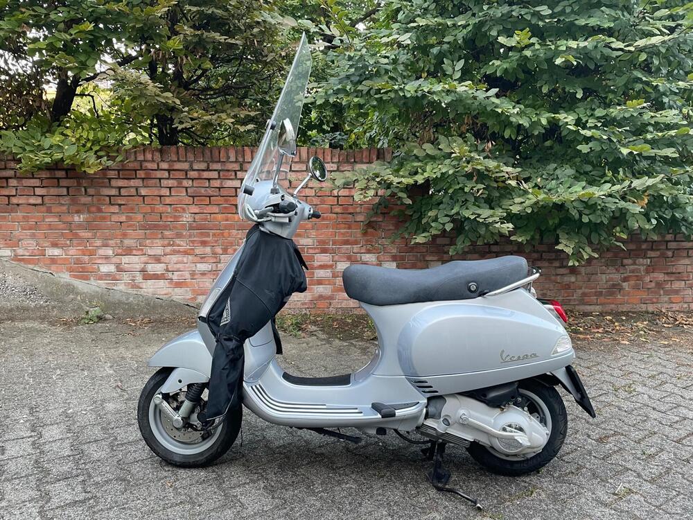Vespa LX 125 (2005 - 11) (2)