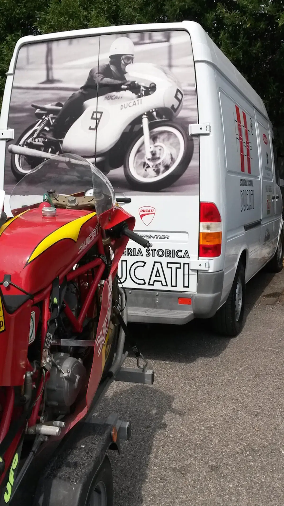 12 Ducati da Eataly a Monaco di Baviera (8)