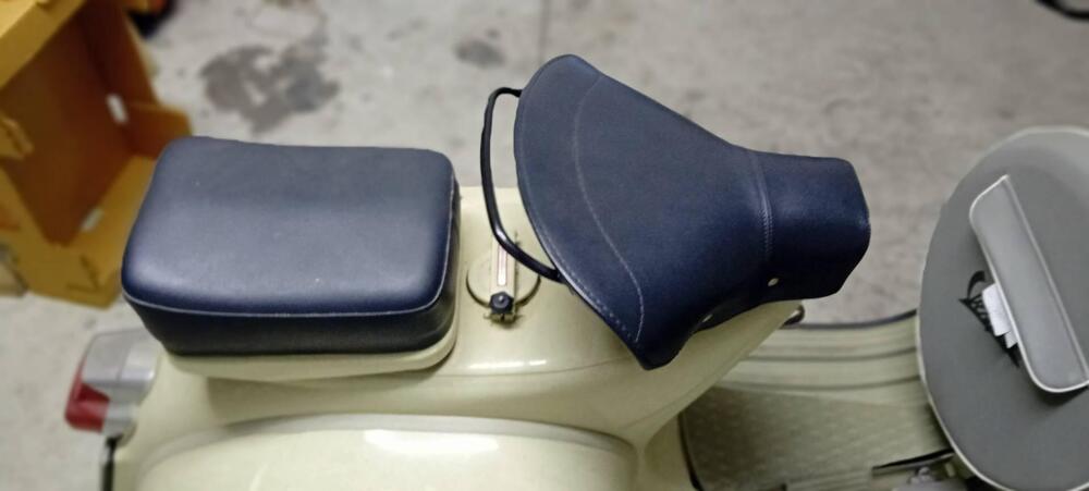 Piaggio vespa gl 150 (4)