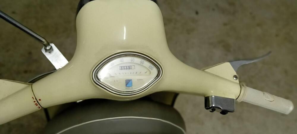 Piaggio vespa gl 150 (5)