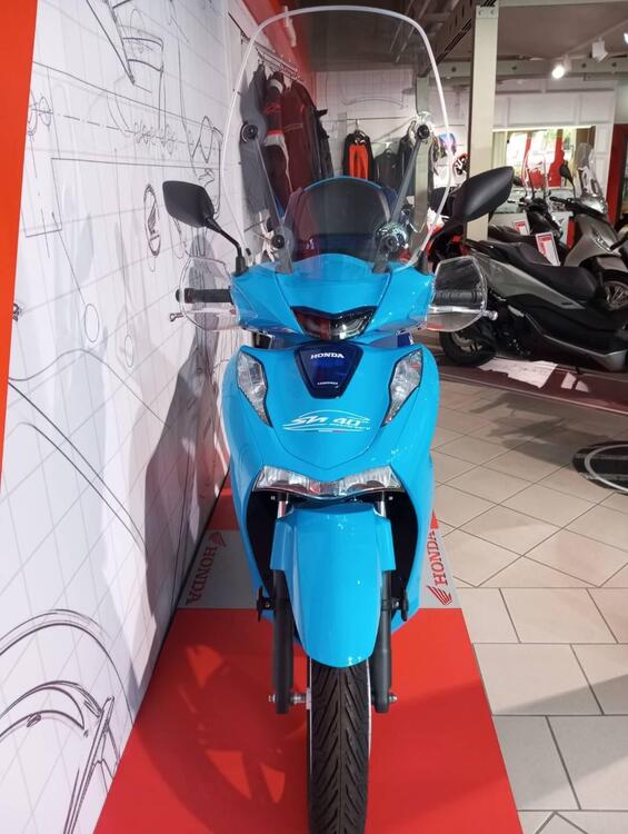 Honda SH 125i Sport (2024 - 25) (2)