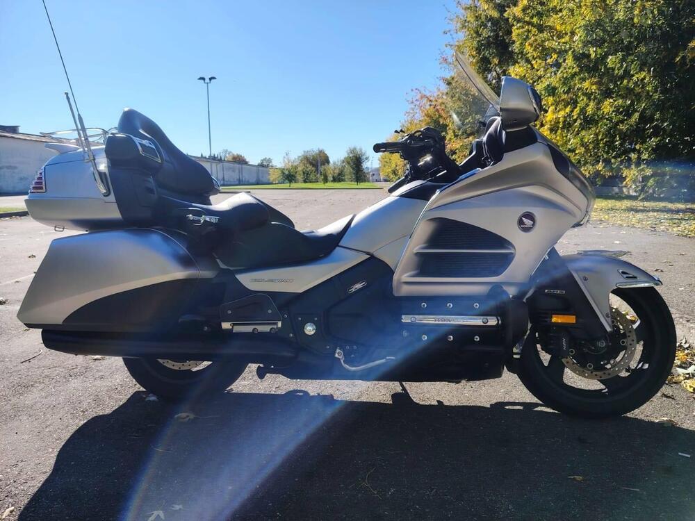Honda GL 1800 Gold Wing (2012 - 17) (2)