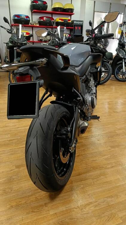 CFMOTO 675NK (2025) (3)