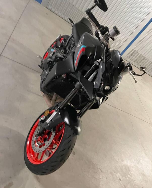 Yamaha MT-09 (2021 - 23) (4)