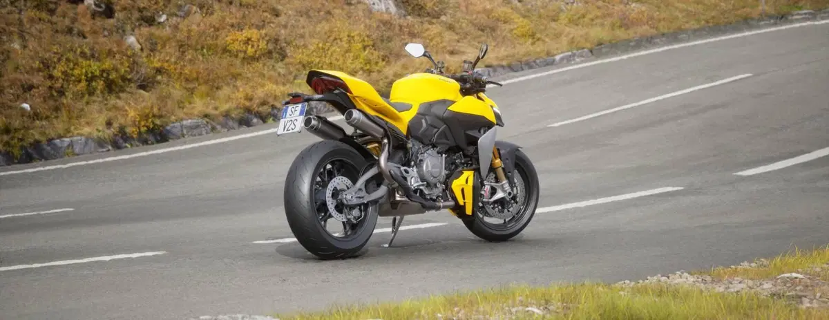 Ducati Streetfighter V2 S (2025 - 26) (4)