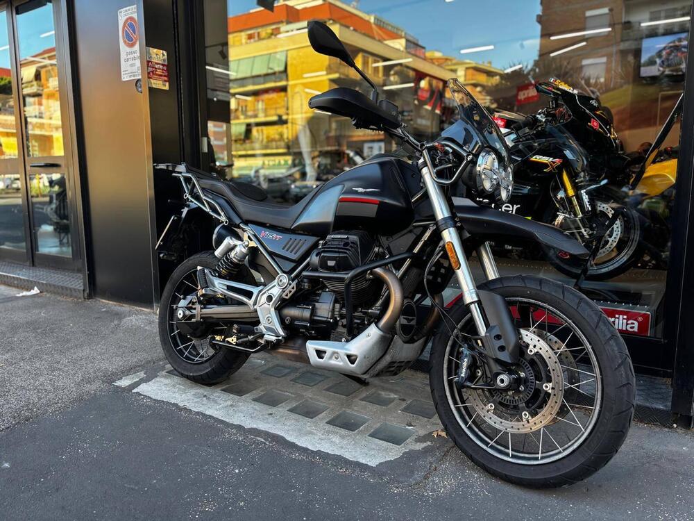 Moto Guzzi V85 TT (2021 - 23) (5)