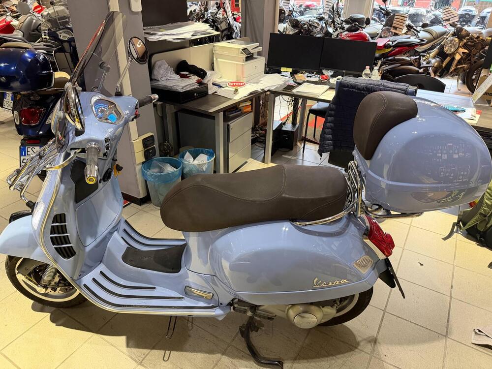 Vespa GTS 300 (2017 - 18) (5)