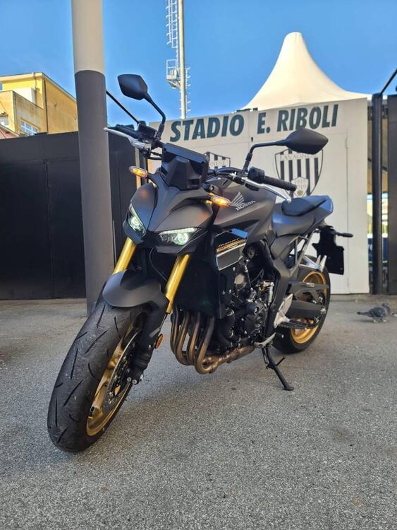 Honda CB 1000 Hornet SP (2025) (2)