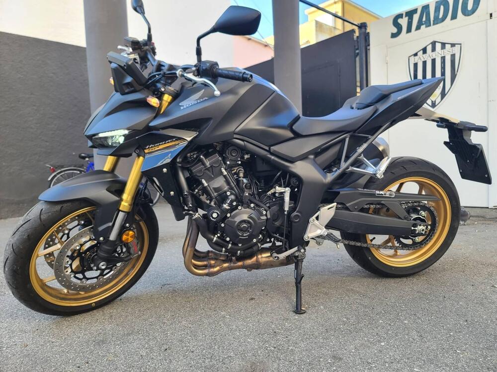 Honda CB 1000 Hornet SP (2025) (3)