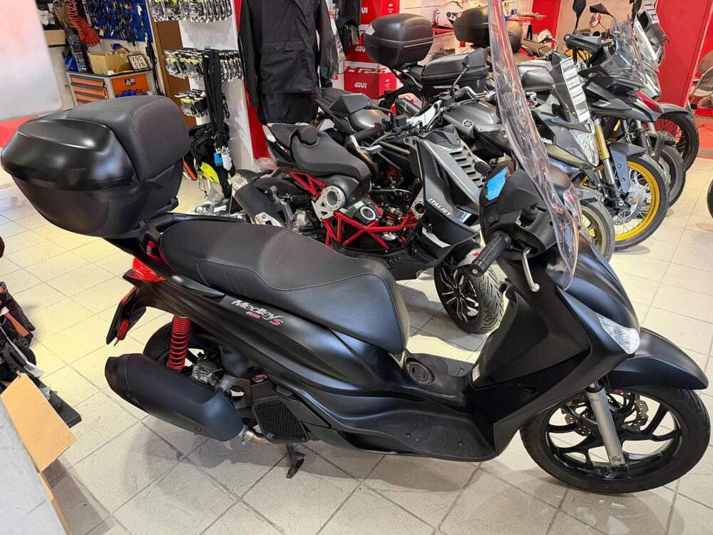 Piaggio Medley 150 S ABS (2021 - 25) (2)