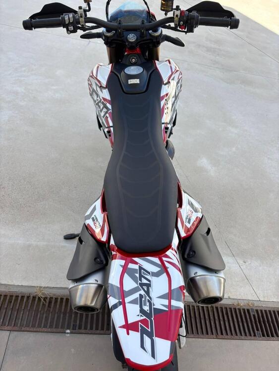 Ducati Hypermotard 698 Mono (2024 - 25) (3)