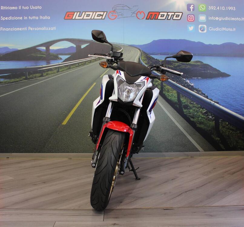 Honda CB 650 F ABS (2014 - 17) (2)