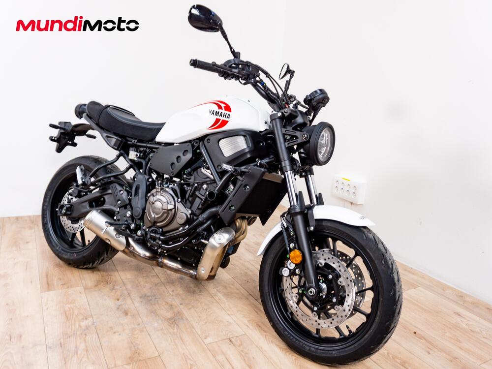 Yamaha XSR 700 (2022 - 25) (2)