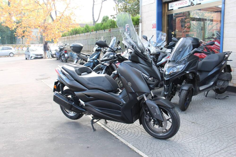 Yamaha X-Max 300 (2021 - 24) (2)