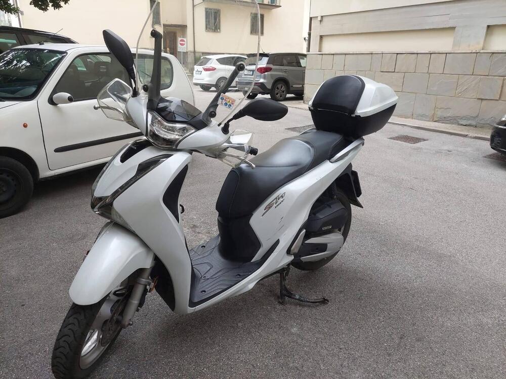 Honda SH 150 i (2017 - 19) (2)