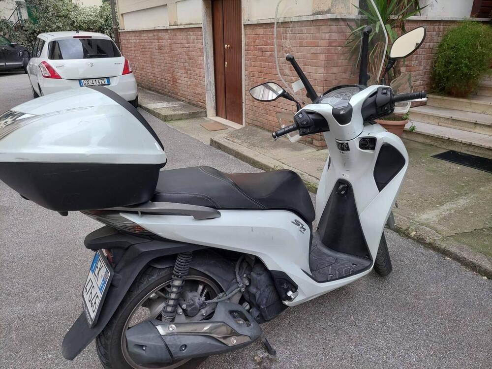 Honda SH 150 i (2017 - 19) (4)