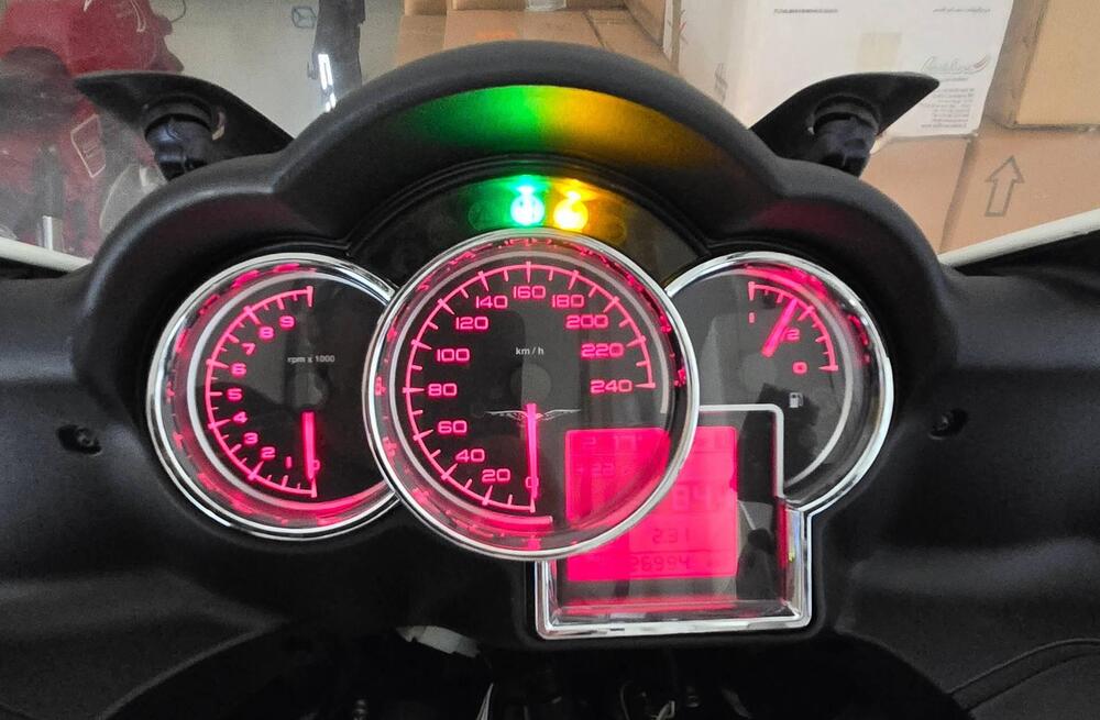 Moto Guzzi Norge 1200 GT 8V (2011 - 16) (2)