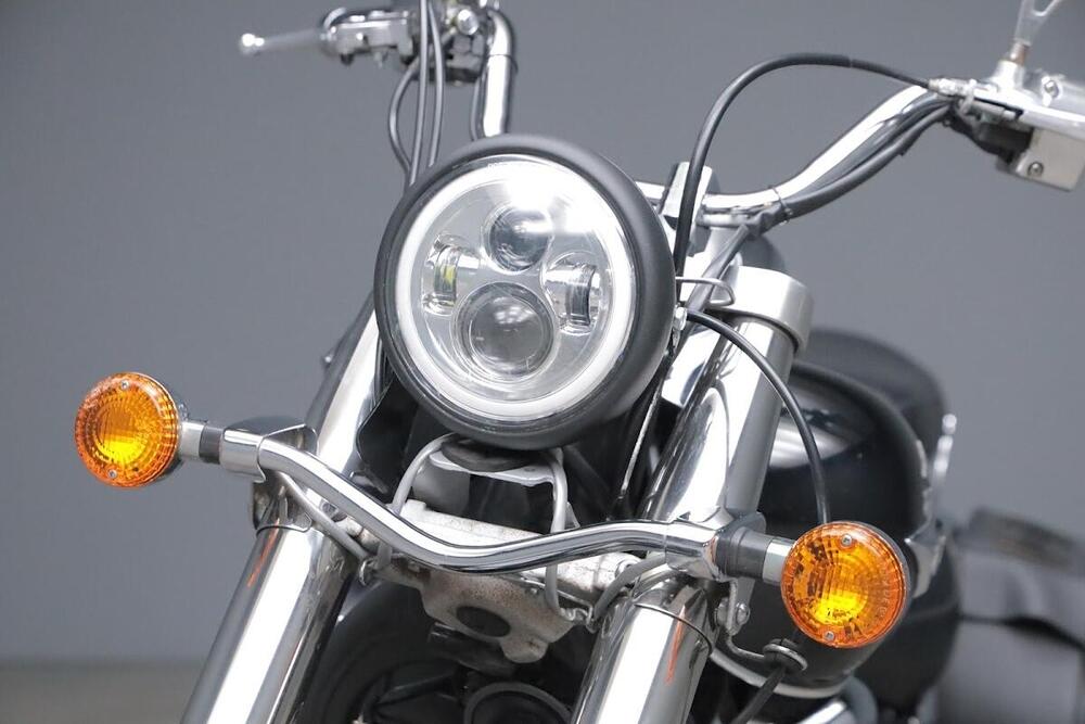 Kawasaki Vulcan VN 900 Classic (2006 - 10) (4)