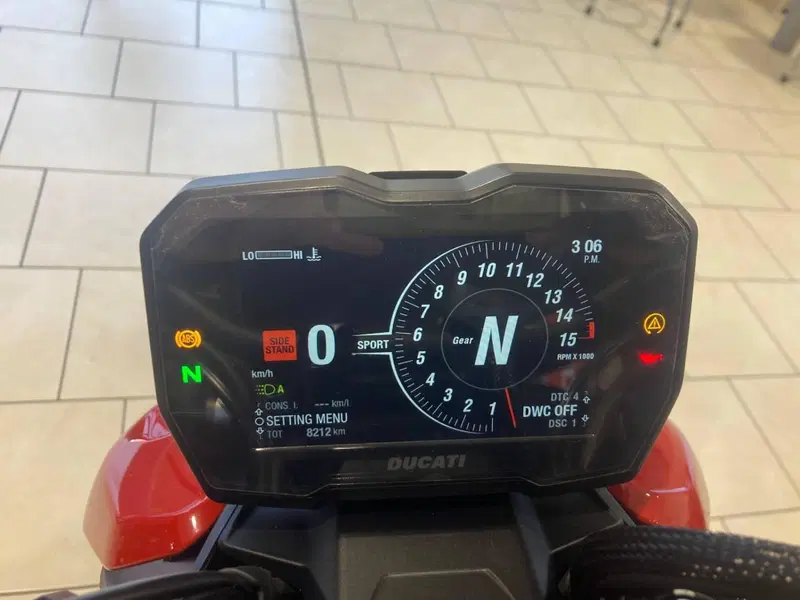 Ducati Streetfighter V4 1100 (2020) (5)