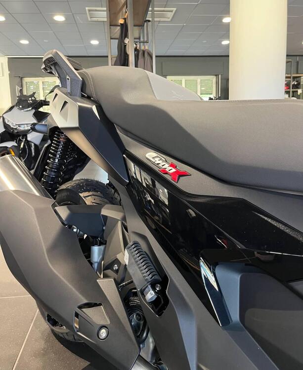 Bmw C 400 X (2025) (3)