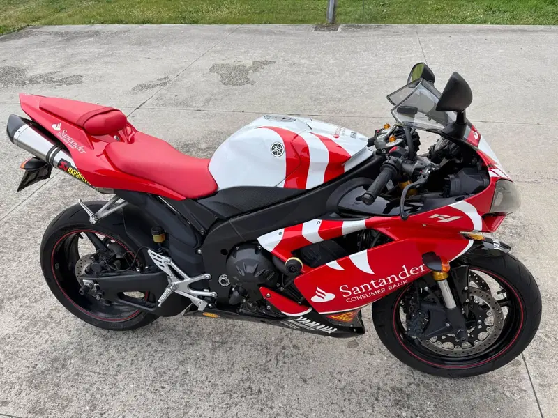 Yamaha YZF R1 (2007 - 08)