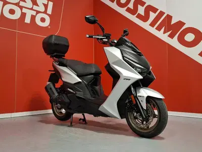 Kymco KRV 200 (2023 - 26) usata