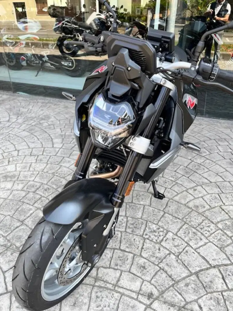 Bmw F 900 R (2021 - 24) (2)