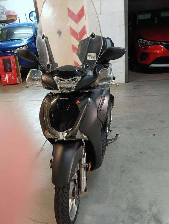 Honda SH 150 i (2017 - 19) (3)