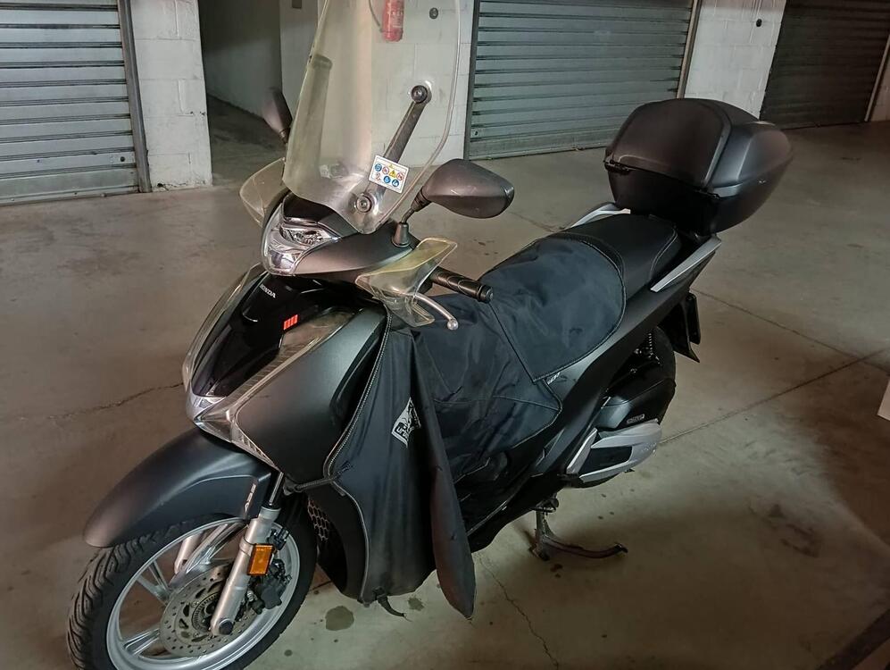 Honda SH 150 i (2017 - 19) (4)