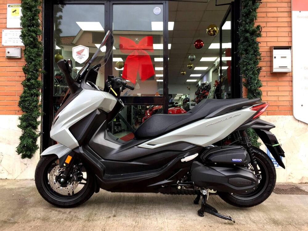 Honda Forza 350 (2025) (5)