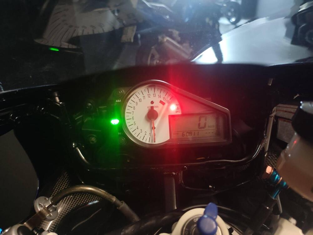 Suzuki GSX R 600 (2001 - 03) (4)