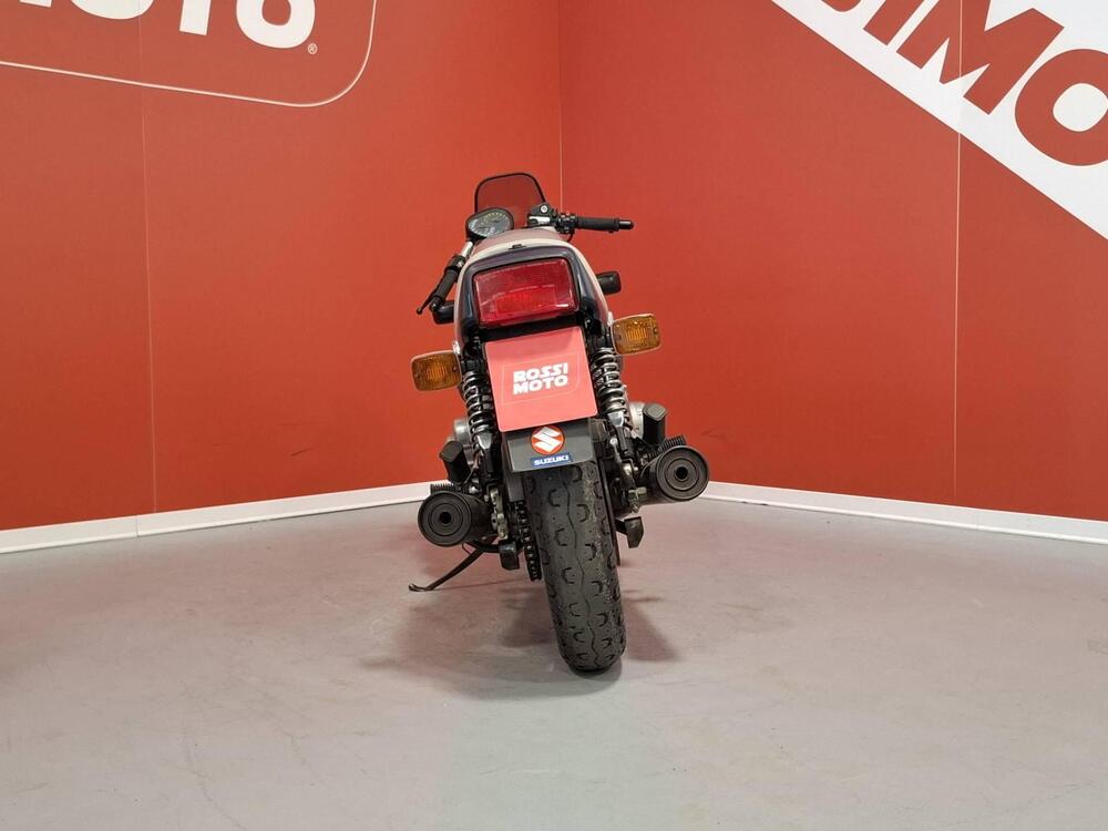 Suzuki GSX 1100S KATANA (4)