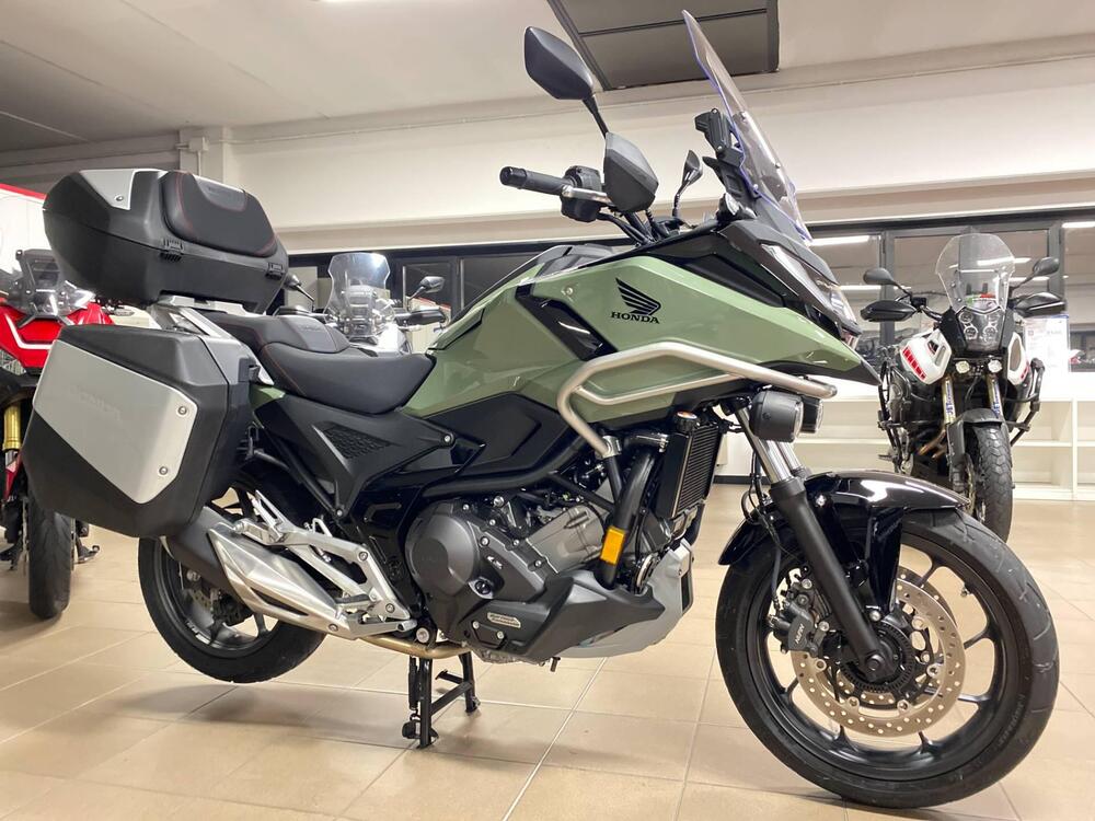 Honda NC 750 X DCT (2025) (3)