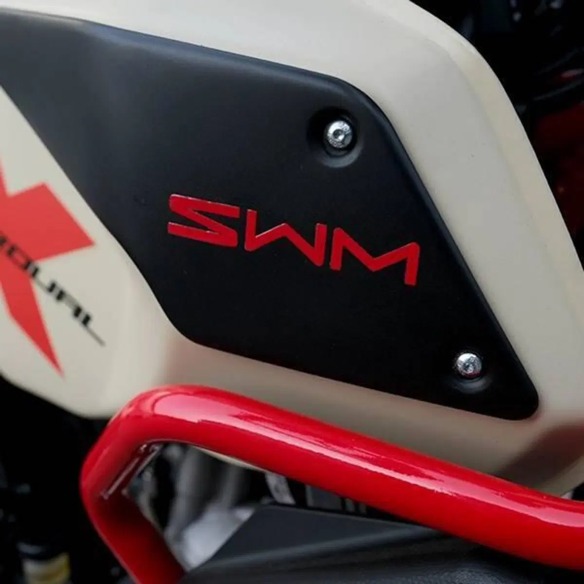 Swm Superdual 600 X (2025 - 26) (7)