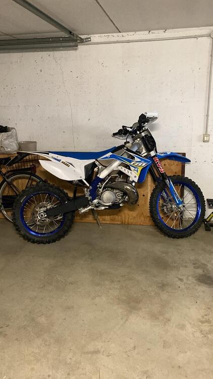 Tm Moto EN 300 (2017) (2)