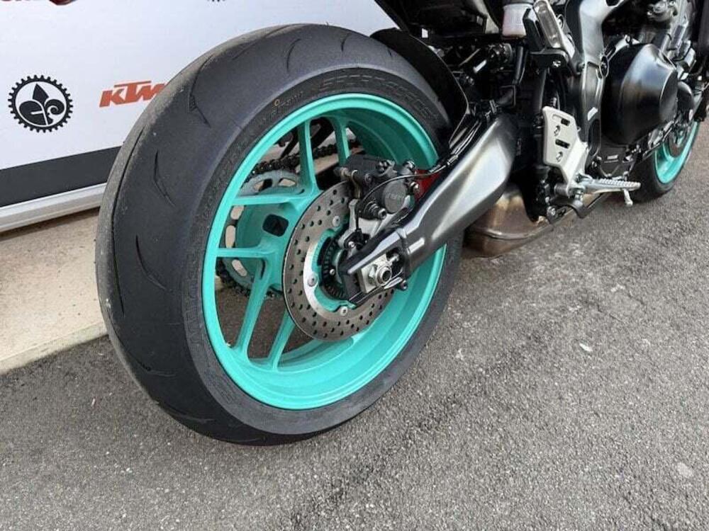 Yamaha MT-09 (2021 - 23) (2)